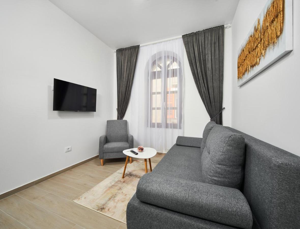 Cardo Apartments Poreč Exterior foto
