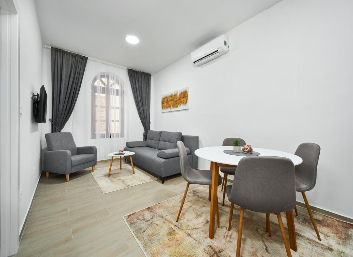 Cardo Apartments Poreč Exterior foto